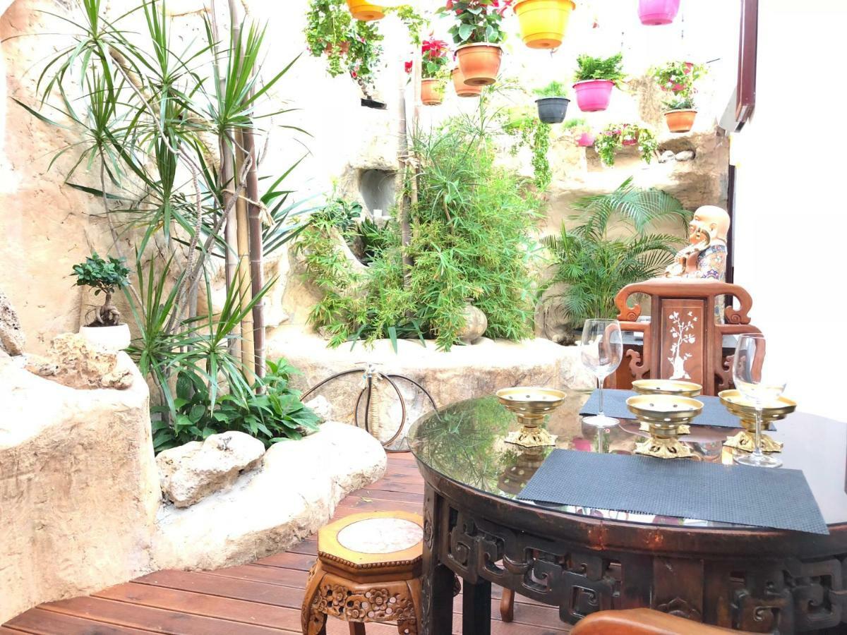 Buddha Suites Paphos Eksteriør billede